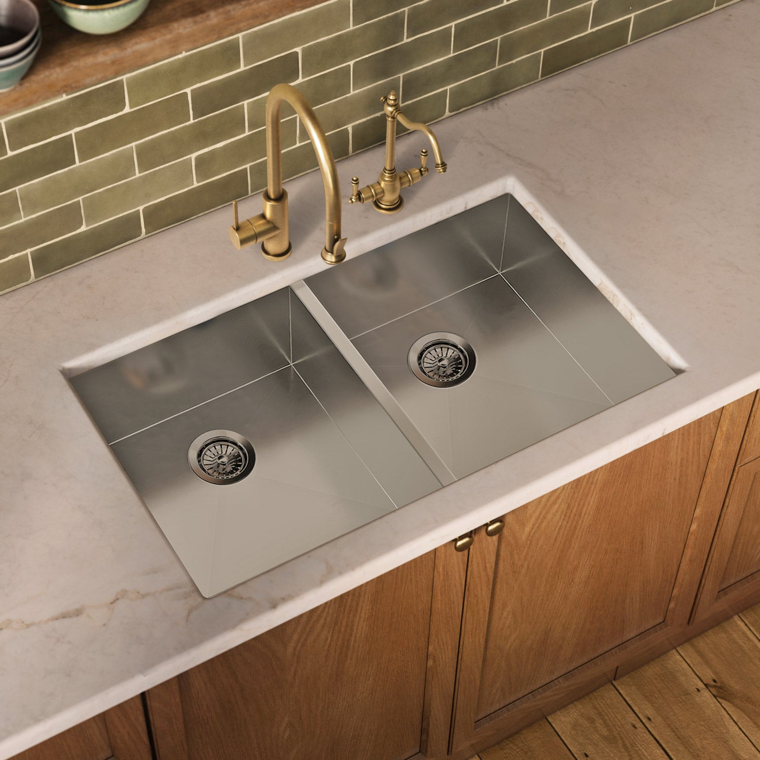 Brushed stainless steel commercial double bowl undermount sink